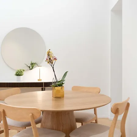 Duomo Prestige-luxury 2br Near Duomo,2 Bathrooms, King Beds, Office & Balcony Apartamento