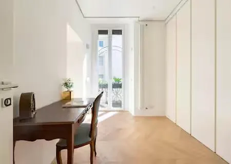 Duomo Prestige-luxury 2br Near Duomo,2 Bathrooms, King Beds, Office & Balcony * Milão