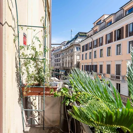 Apartamento Duomo Prestige-luxury 2br Near Duomo,2 Bathrooms, King Beds, Office & Balcony